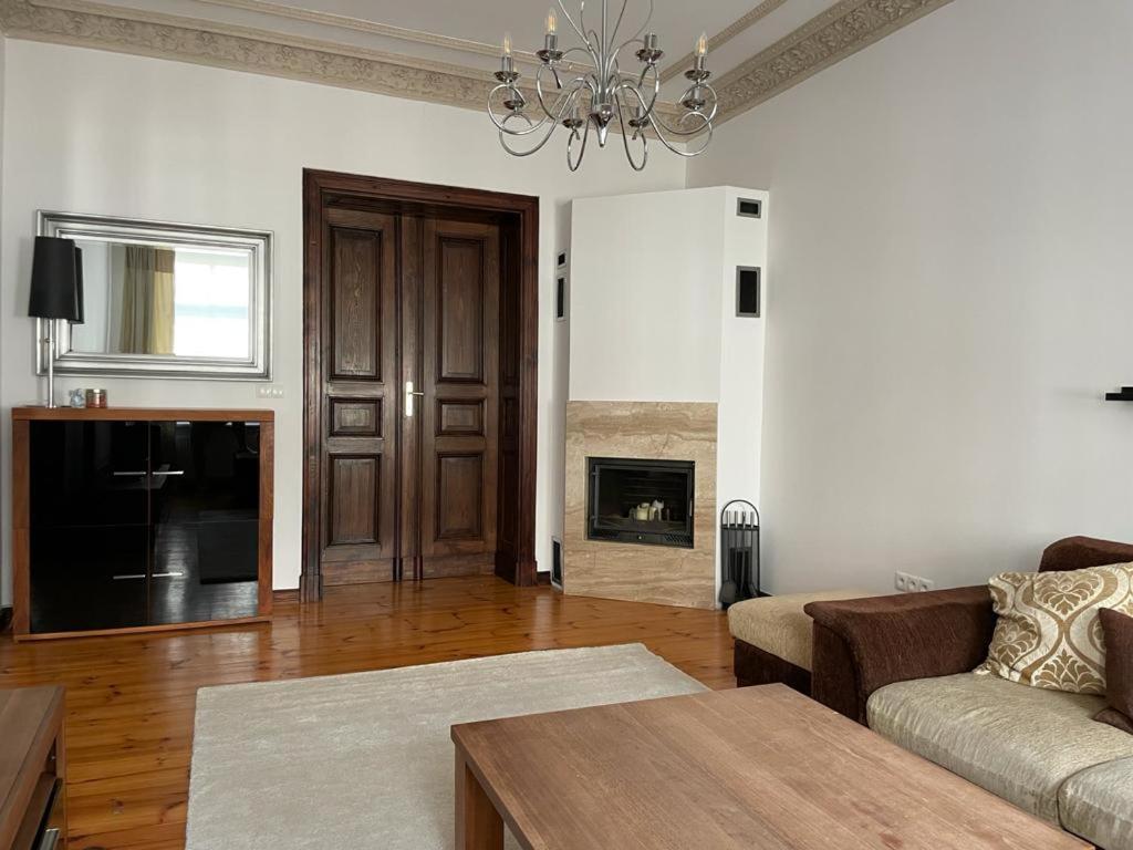 Uroczy Apartament 97M2 W Samym Centrum Wroclawia 外观 照片